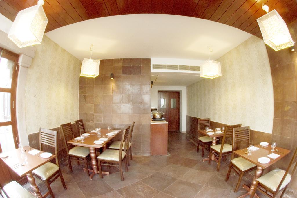 Guleria Kothi At Ganges Ξενοδοχείο Βαρανάσι Εξωτερικό φωτογραφία