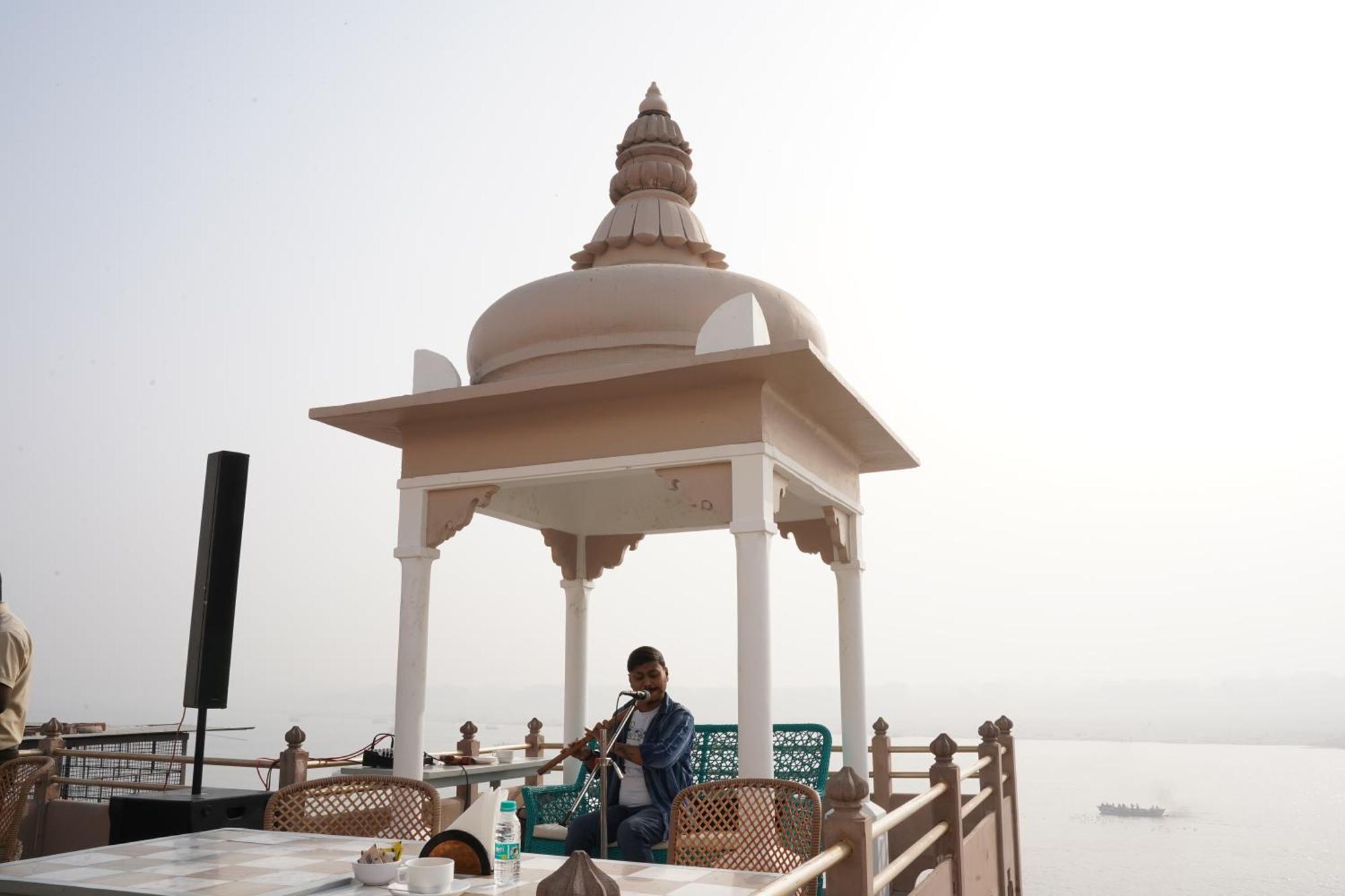 Guleria Kothi At Ganges Ξενοδοχείο Βαρανάσι Εξωτερικό φωτογραφία