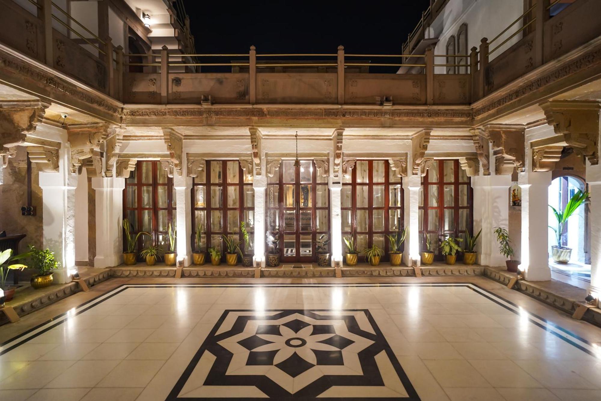 Guleria Kothi At Ganges Ξενοδοχείο Βαρανάσι Εξωτερικό φωτογραφία