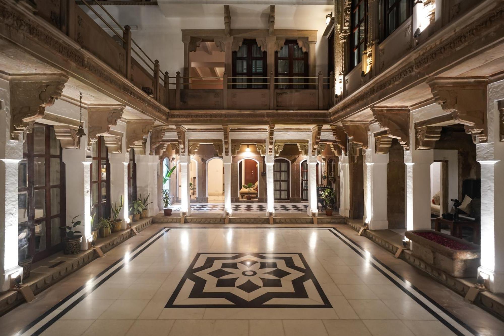 Guleria Kothi At Ganges Ξενοδοχείο Βαρανάσι Εξωτερικό φωτογραφία