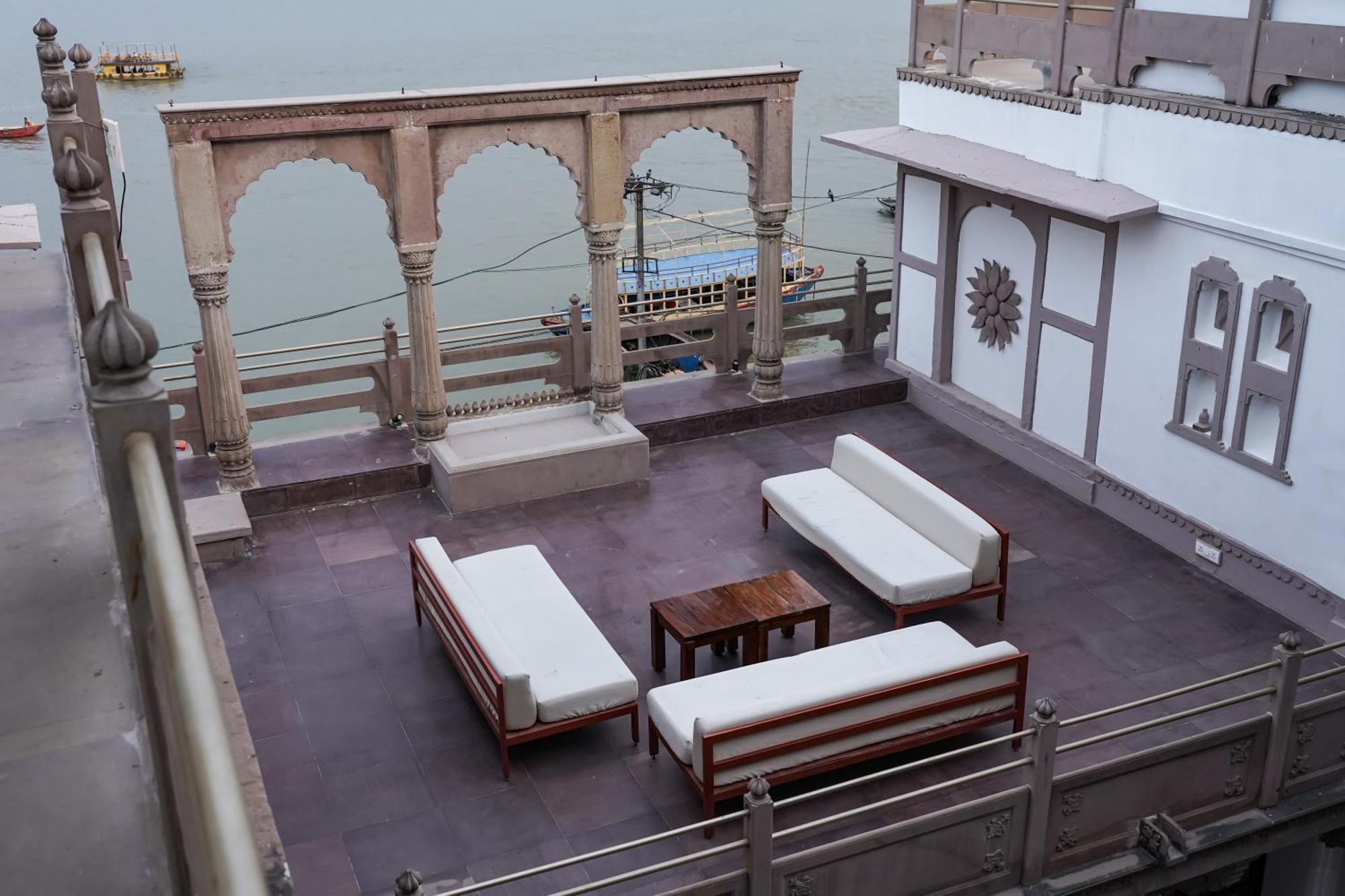 Guleria Kothi At Ganges Ξενοδοχείο Βαρανάσι Εξωτερικό φωτογραφία
